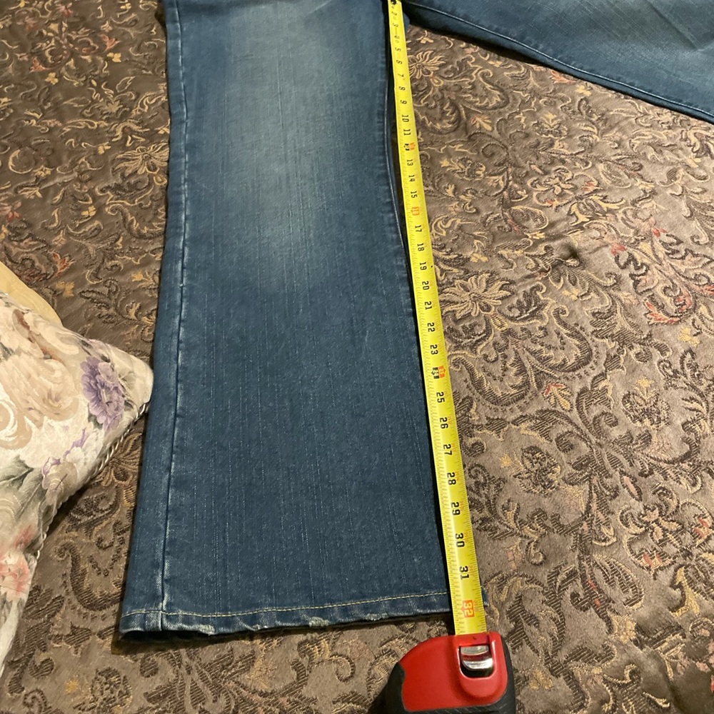 American exchange-new jeans never worn!  No tags.  See all pictures - Picture 12 of 13